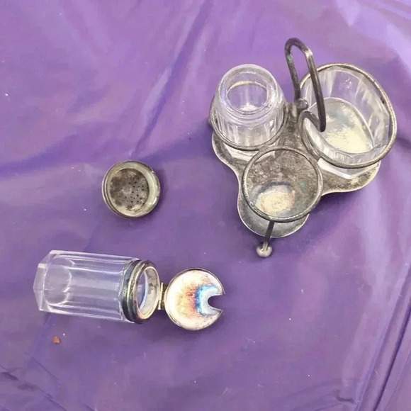 Edwardian Cruet Set - Picture 4 of 9